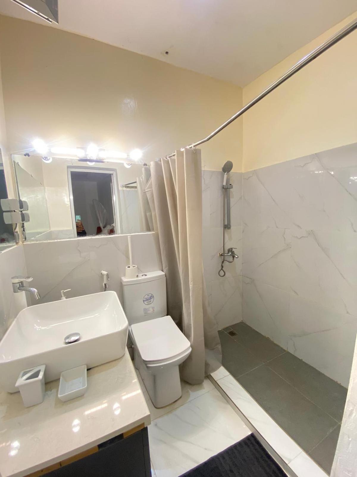 Appartement Luxe Idealement Situe A Дакар Экстерьер фото